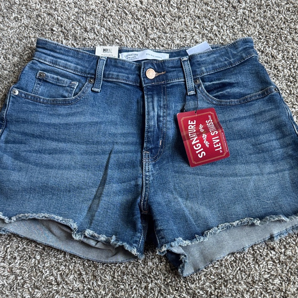 Levi's Signature Women's Dark Blue Jean Shorts